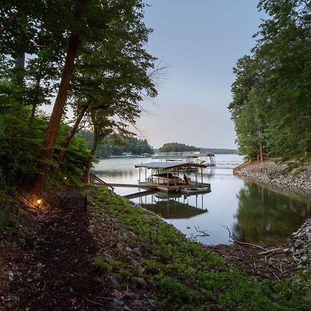 Lanier Landing - Private Dock Hot Tub Game Room Gainesville Dış mekan fotoğraf