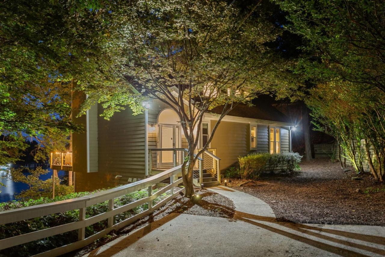 Lanier Landing - Private Dock Hot Tub Game Room Gainesville Dış mekan fotoğraf