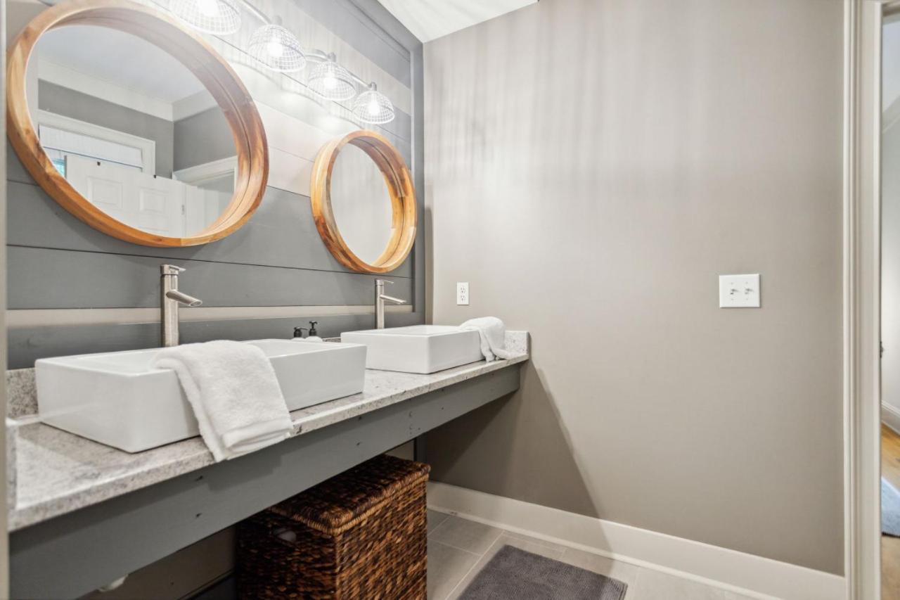 Lanier Landing - Private Dock Hot Tub Game Room Gainesville Dış mekan fotoğraf
